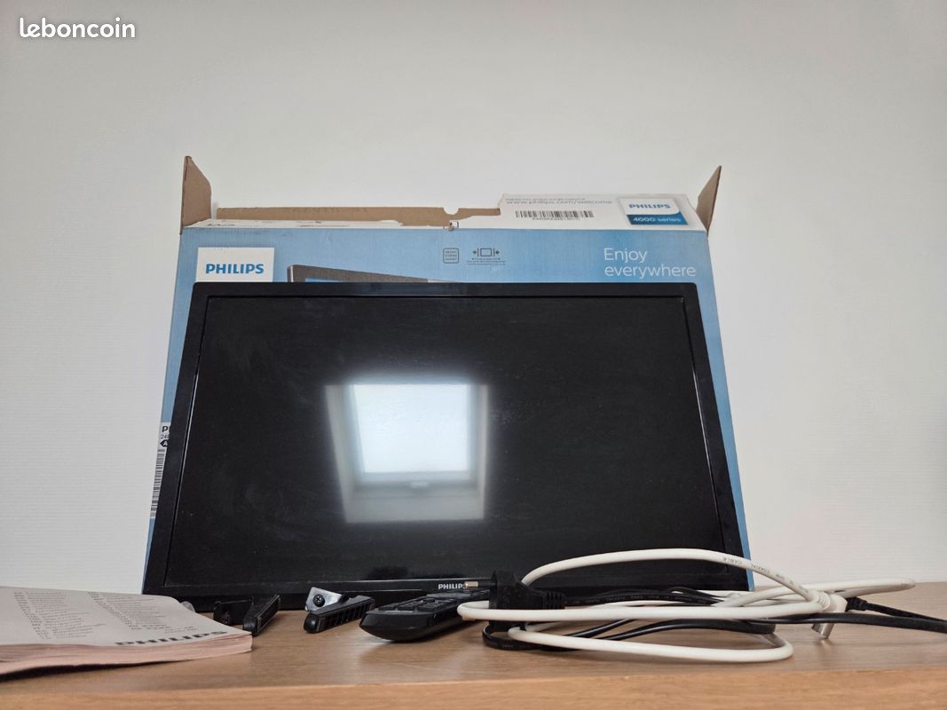 TV Philips 4000 series 24" HD led TV (image 3)