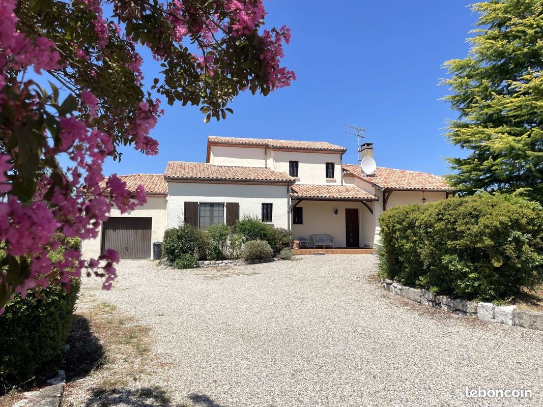 Maison 6 pièces 156 m² · à Monsempron-Libos · 156 m² · 200 000 €