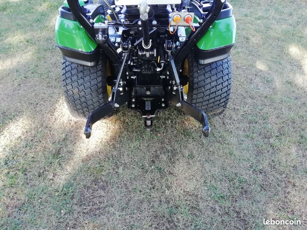 Tracteur John deere 1026r (image 3)