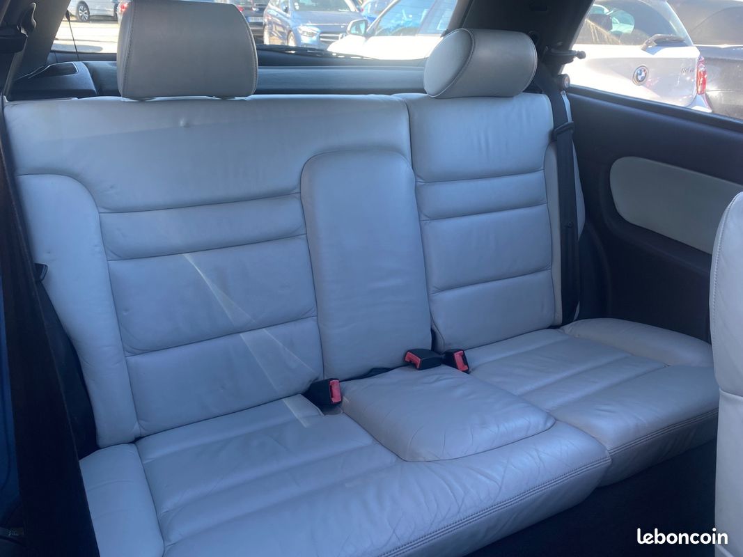 Audi S3 Quattro (8L1) 1.8 i Turbo 210cv / BLEU NOGARO / TOIT OUVRANT / SIÈGES EN CUIR RECARO / VOLANT ALCANTARA (image 23)