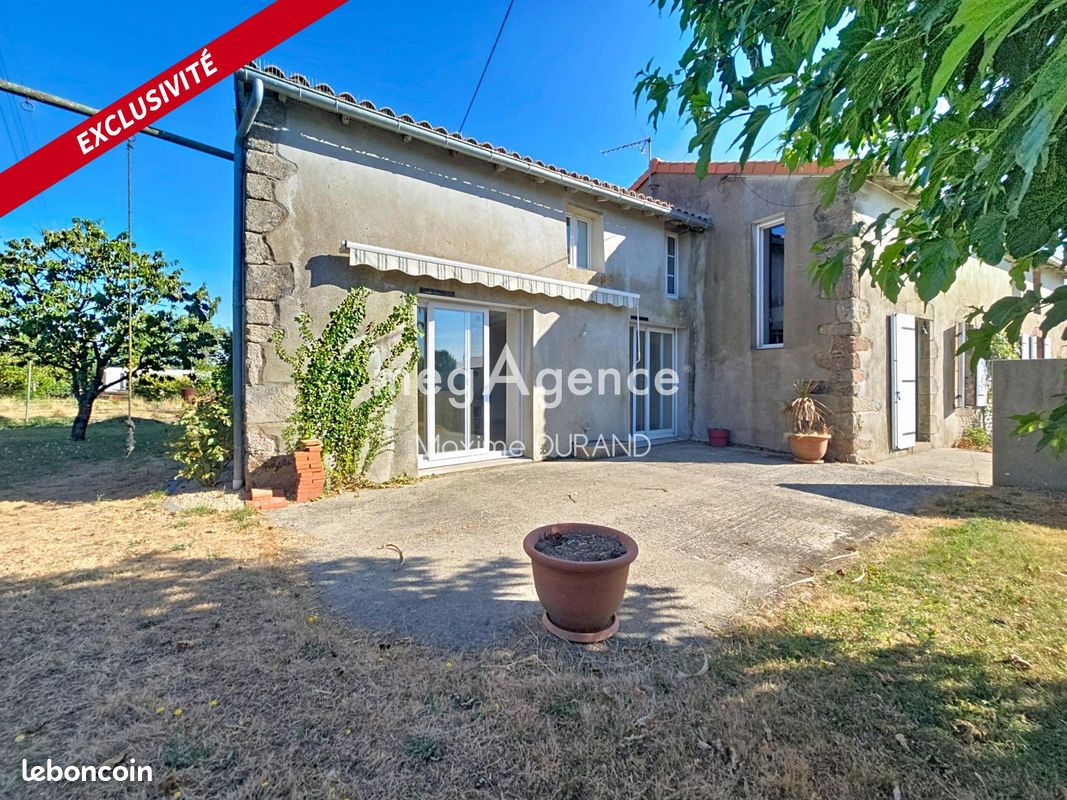 Maison 5 pièces 136 m² · à La Romagne · 136 m² · 180 000 €