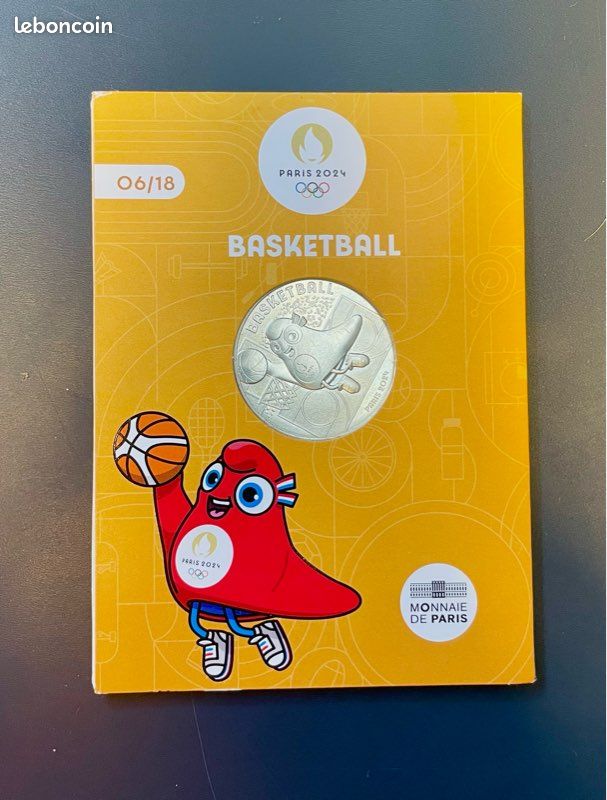 Carte équipement Basketball #14 Panini – Jeux Olympiques Paris 2024 – RARE