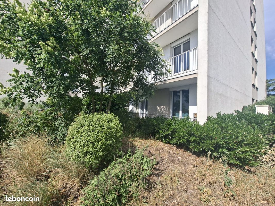 Appartement 2 pièces 50 m² · à La Riche · 50 m² · 640 €/mois