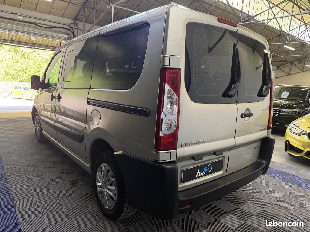 PEUGEOT EXPERT 1.6l HDi 90ch Tepee Confort Pack Court - 9pl + Double Ouverture (image 5)