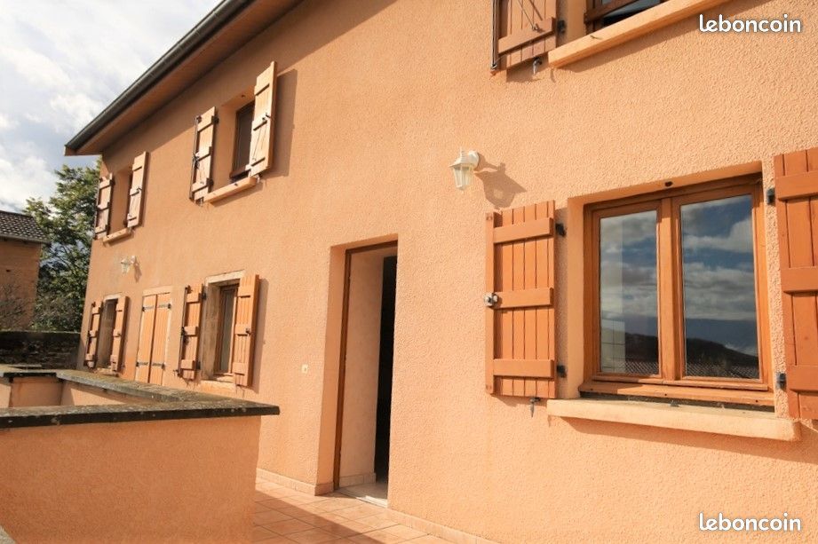 Maison 4 pièces 137 m² · à Quincié-en-Beaujolais · 137 m² · 259 000 €