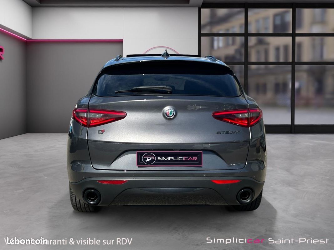 ALFA ROMEO STELVIO 2.0T 280 TURISMO Q4 AT 280Ch Garantie 12 mois 99700 kms (image 8)