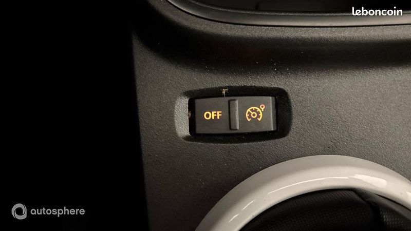 Renault Twingo 1.0 SCe 65ch Equilibre (image 29)