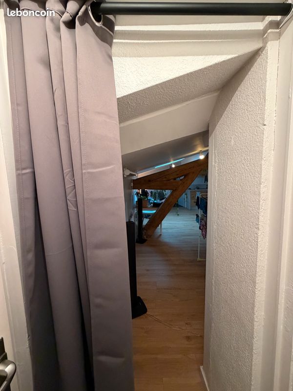 Rideau occultant avec tringle (image 1)