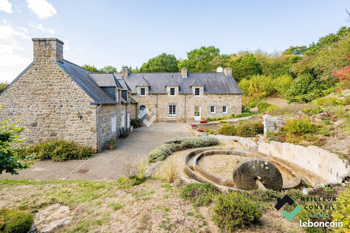 Maison 6 pièces 179 m² · à Saint-Julien · 179 m² · 489 250 €