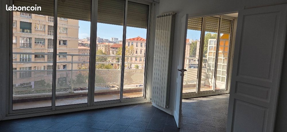 Appartement 2 pièces 65 m² · à Marseille · 65 m² · 1 100 €/mois