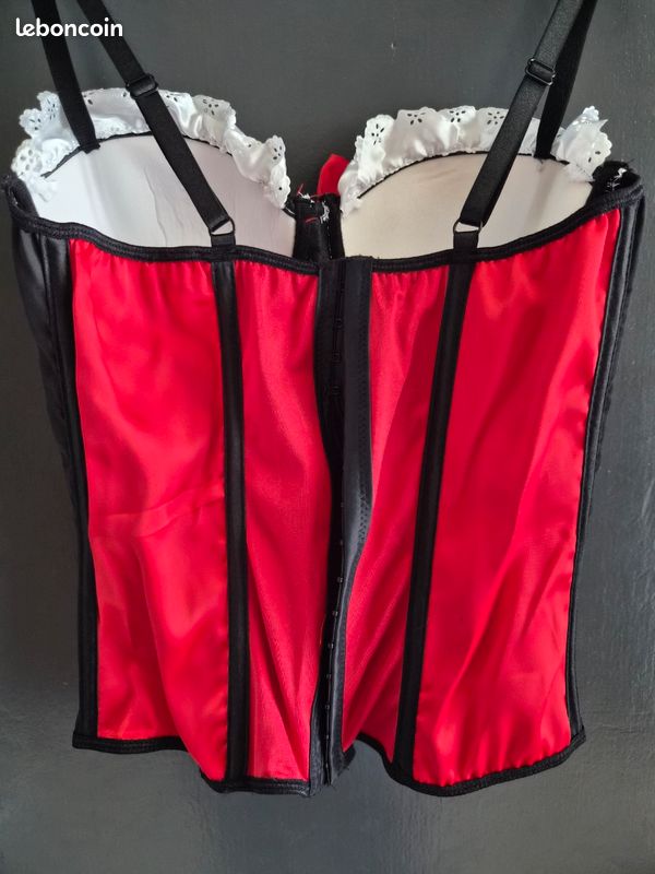 Vend corset Red ribbon hood (image 4)
