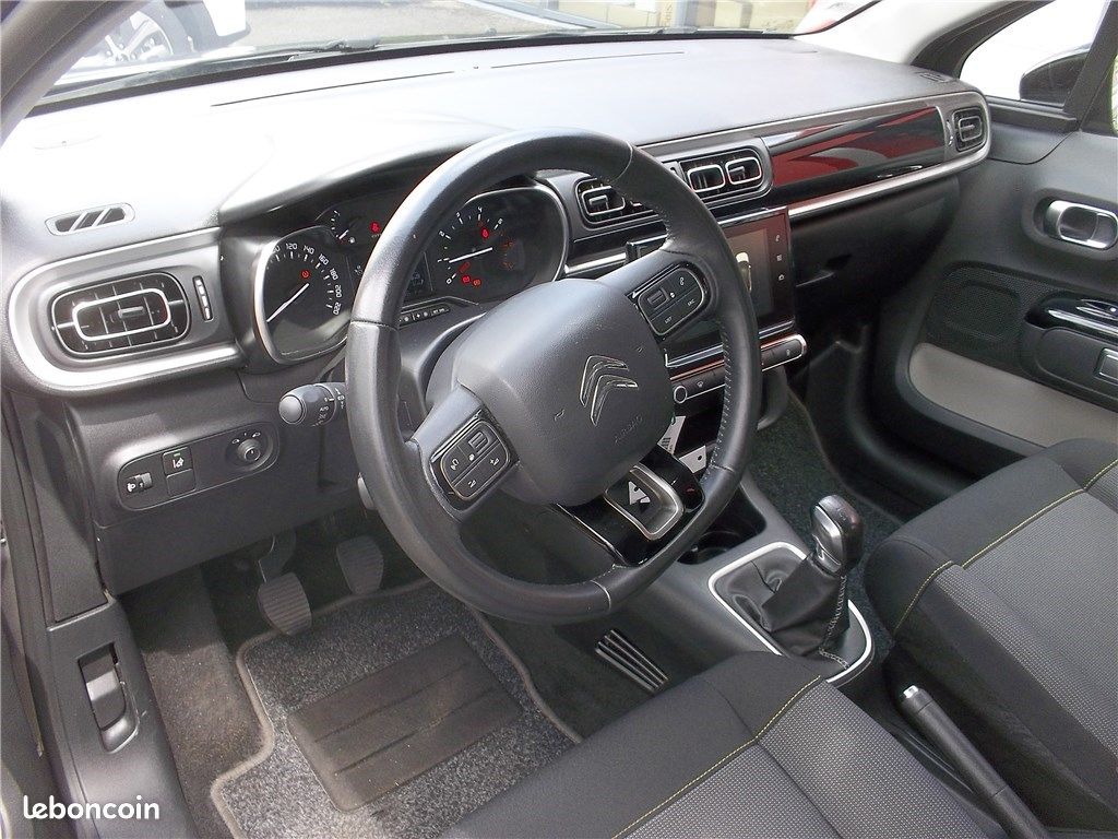 Citroën C3 III PURETECH 110 S&S Shine (image 11)