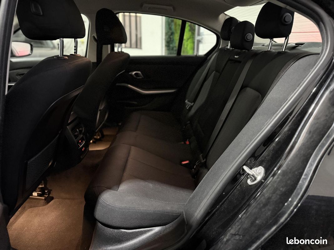BMW SERIE 3 2.0 318i 155ch Lounge BVA - Garantie 12 MOIS (image 24)