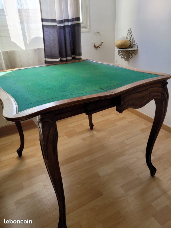 Une table de jeux antiques 19eme siècles (image 2)