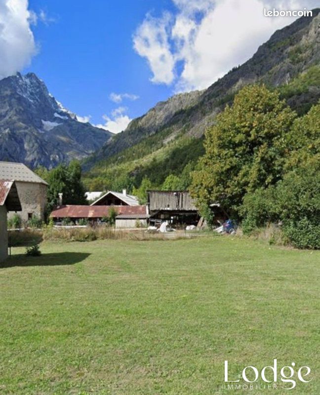 Terrain 542 m² · à Vallouise-Pelvoux · 542 m² · 138 000 €