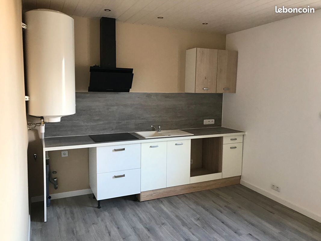 Appartement 3 pièces 79 m² · à Byans-sur-Doubs · 79 m² · 685 €