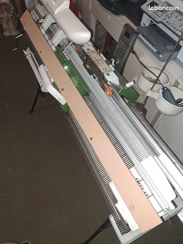 Machine à tricoter (image 2)