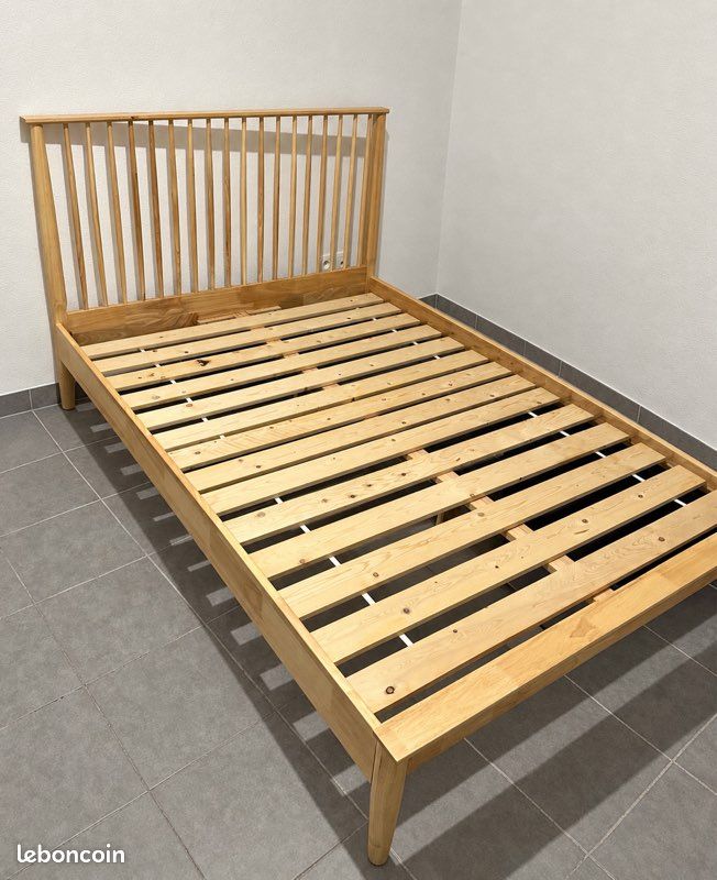 Lit style scandinave renforcé en pin massif : DEMENAGEMENT (image 1)