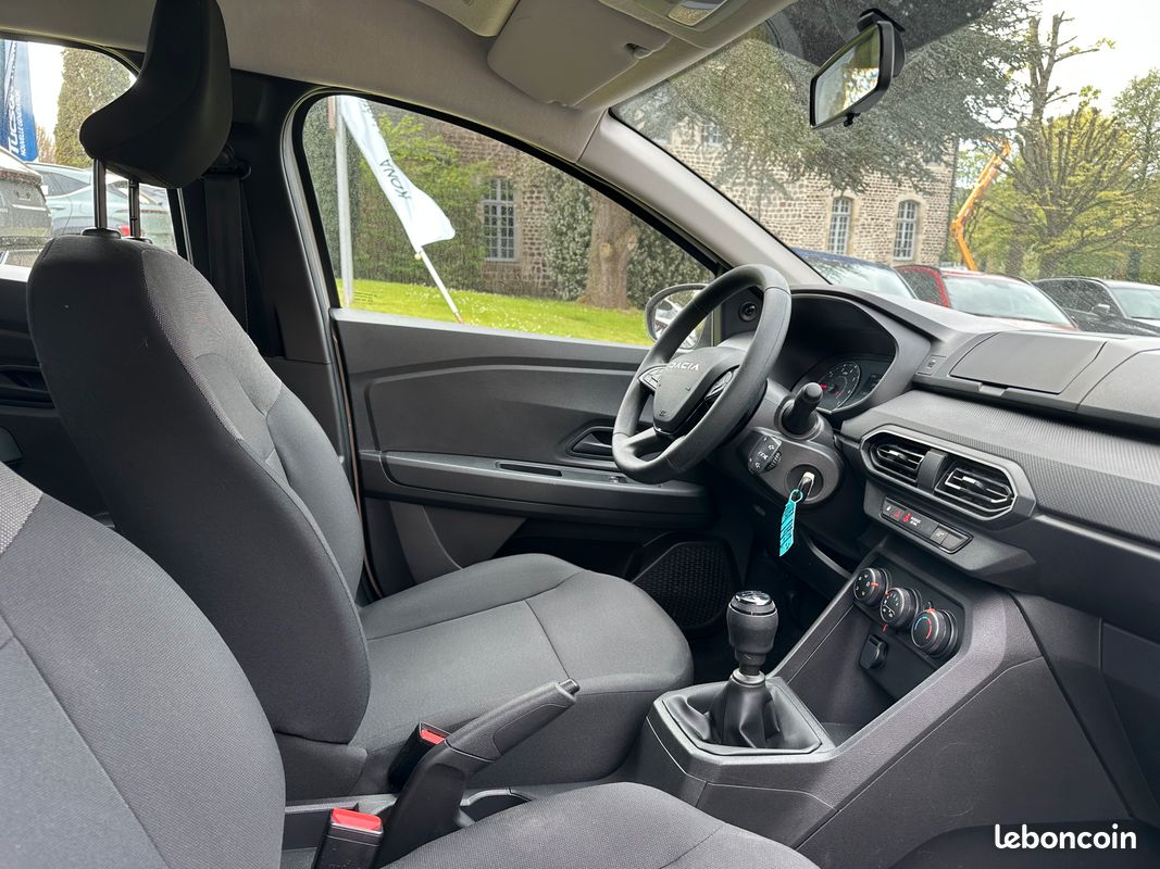 DACIA SANDERO 1.0 Sce 65 Essential | GARANTIE 12 MOIS (image 3)