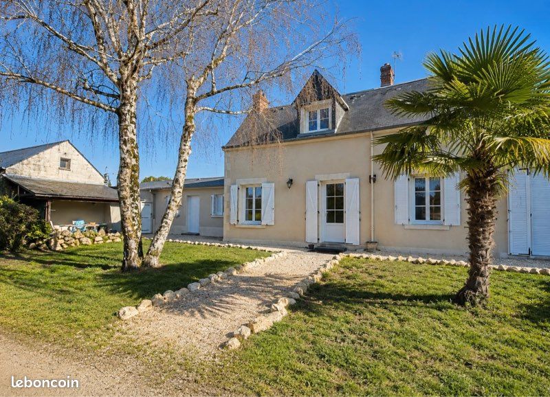 Maison 5 pièces 112 m² · à Ambillou · 112 m² · 255 000 €
