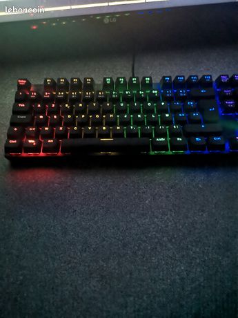 Clavier mécanique souris corsair