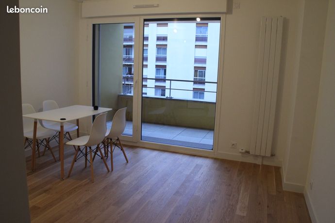 Location Appartement Issy Les Moulineaux Offres Immobilieres Issy Les Moulineaux 92130 Leboncoin