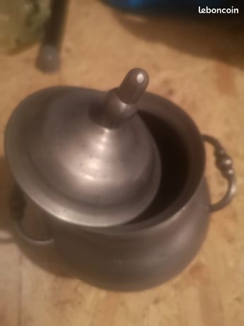Pot ancien etain antiquaire
