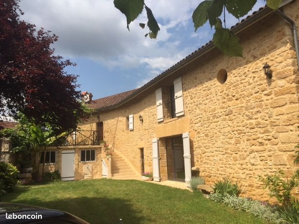 Maison périgourdine près de Sarlat et grands sites