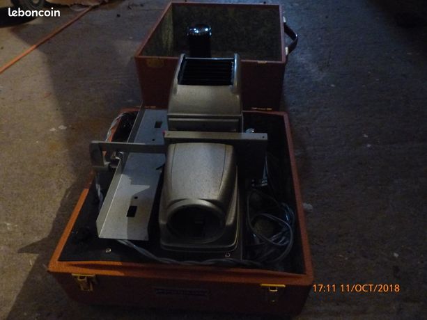 Oppresseur toit forêt ampoule projecteur diapo kodak La manie vide décès