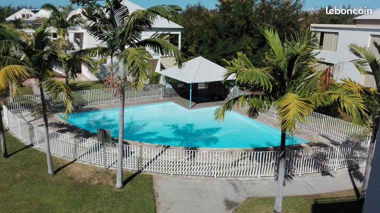 Ö Carré Saint Gilles à L'Hermitage, appartement 3* dans résidence avec piscine