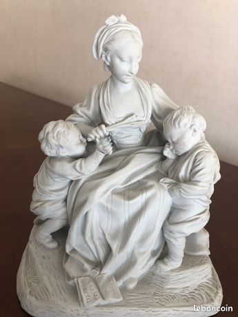 Groupe en BISCUIT de PORCELAINE de SEVRES