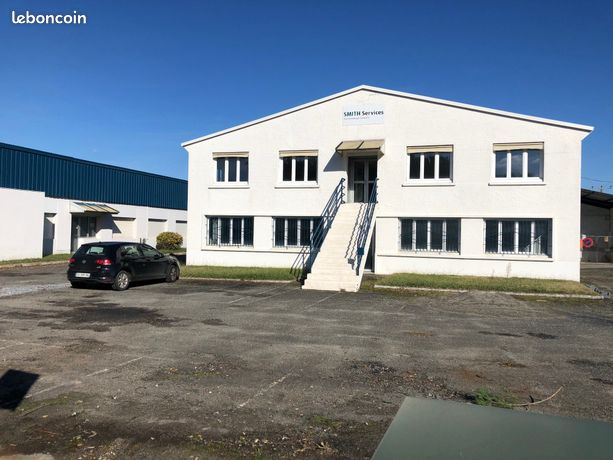 A louer, bâtiment industriel, Bureaux, Ateliers, Stockage. Divisible