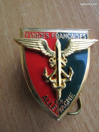 Insigne émail FFAN – Intendance Forces Françaises En Allemagne ( Original, Sans Attache )