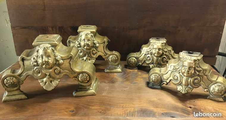 Pieds en bronze