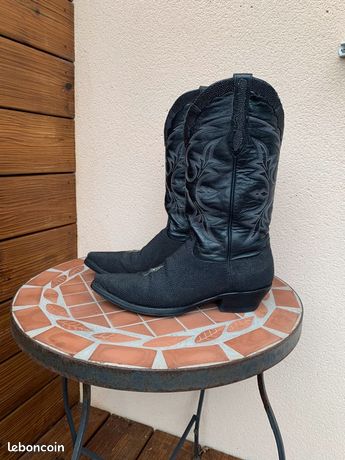 Bottes santiags homme ou femme noir en galuchat (Raie manta) cuir noir