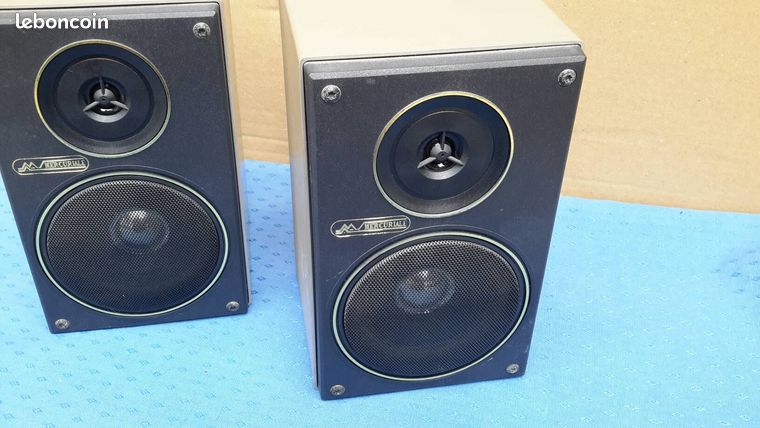Paire D'enceintes Mercuriale 900 PRO - 8 Ohms, 220 Watts - Bon état